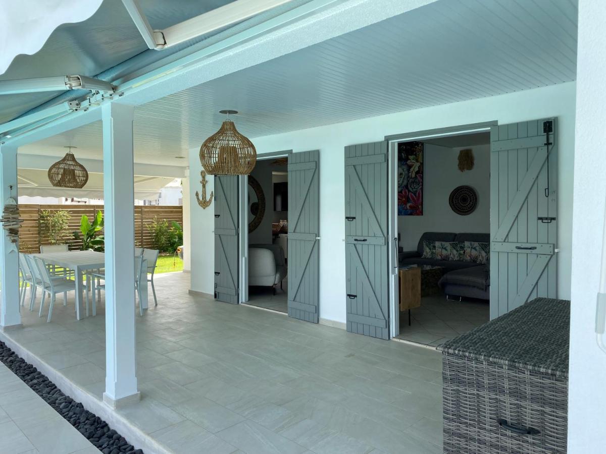 Villa Nomilou Beach Avec Acces Direct Plage Saint-Francois  Eksteriør billede